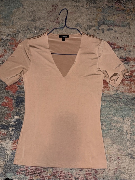 Express Tops - Express Beige V-Neck Short Sleeve Top